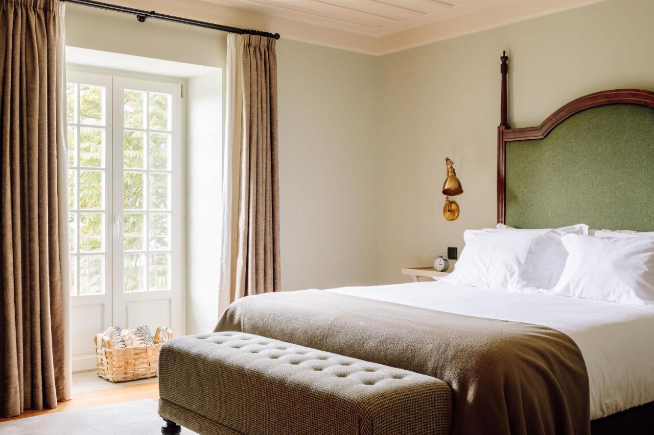 Premium Manor House,1274373034:JPEG
