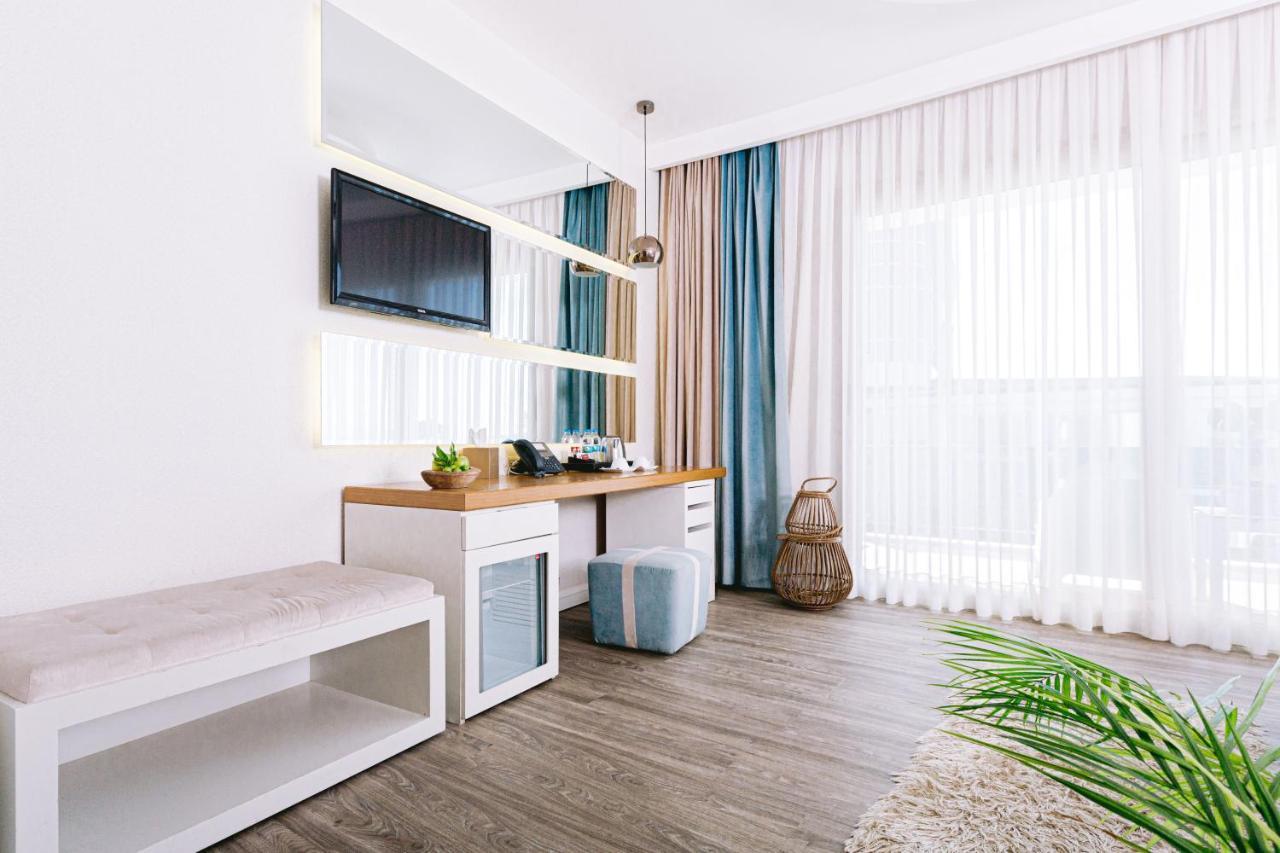 Garden Deluxe Room