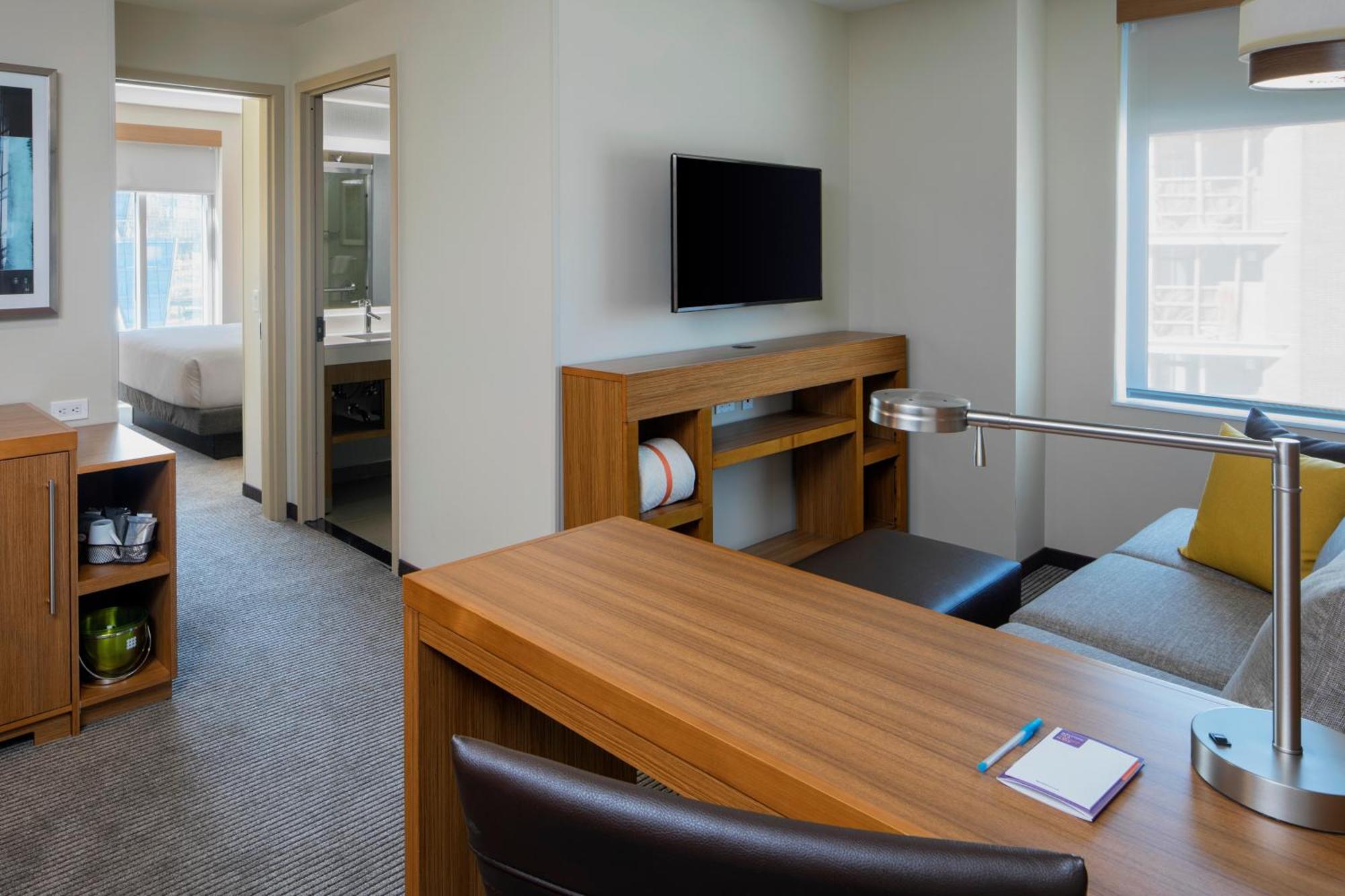 King Suite Sofa Bed,1224203824:JPEG