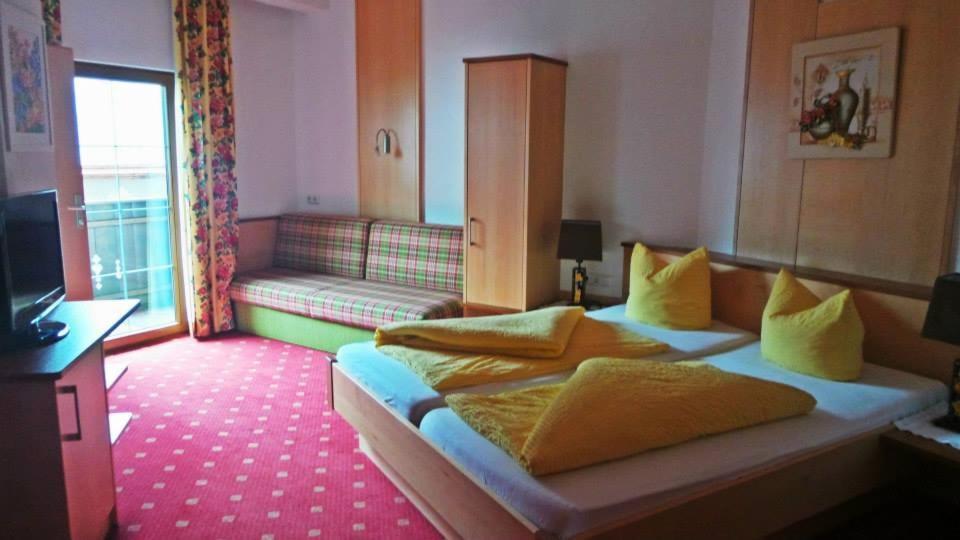 Double Room Balcony,1252247227:JPEG