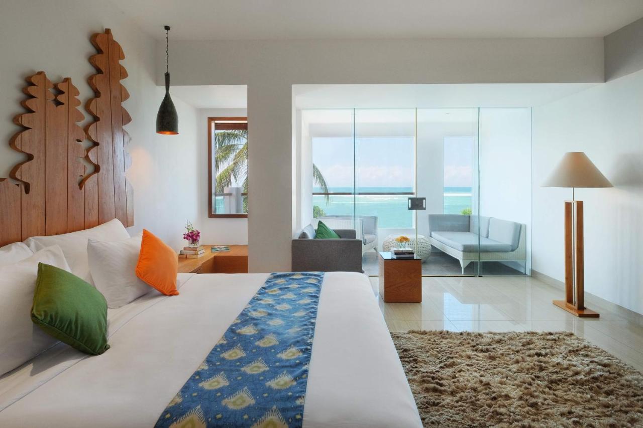 Oceanfront Suite,1126199598:JPEG