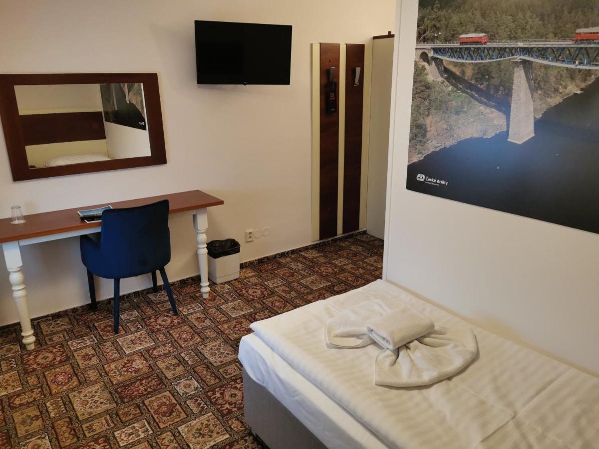 Single Room,1031664844:JPEG