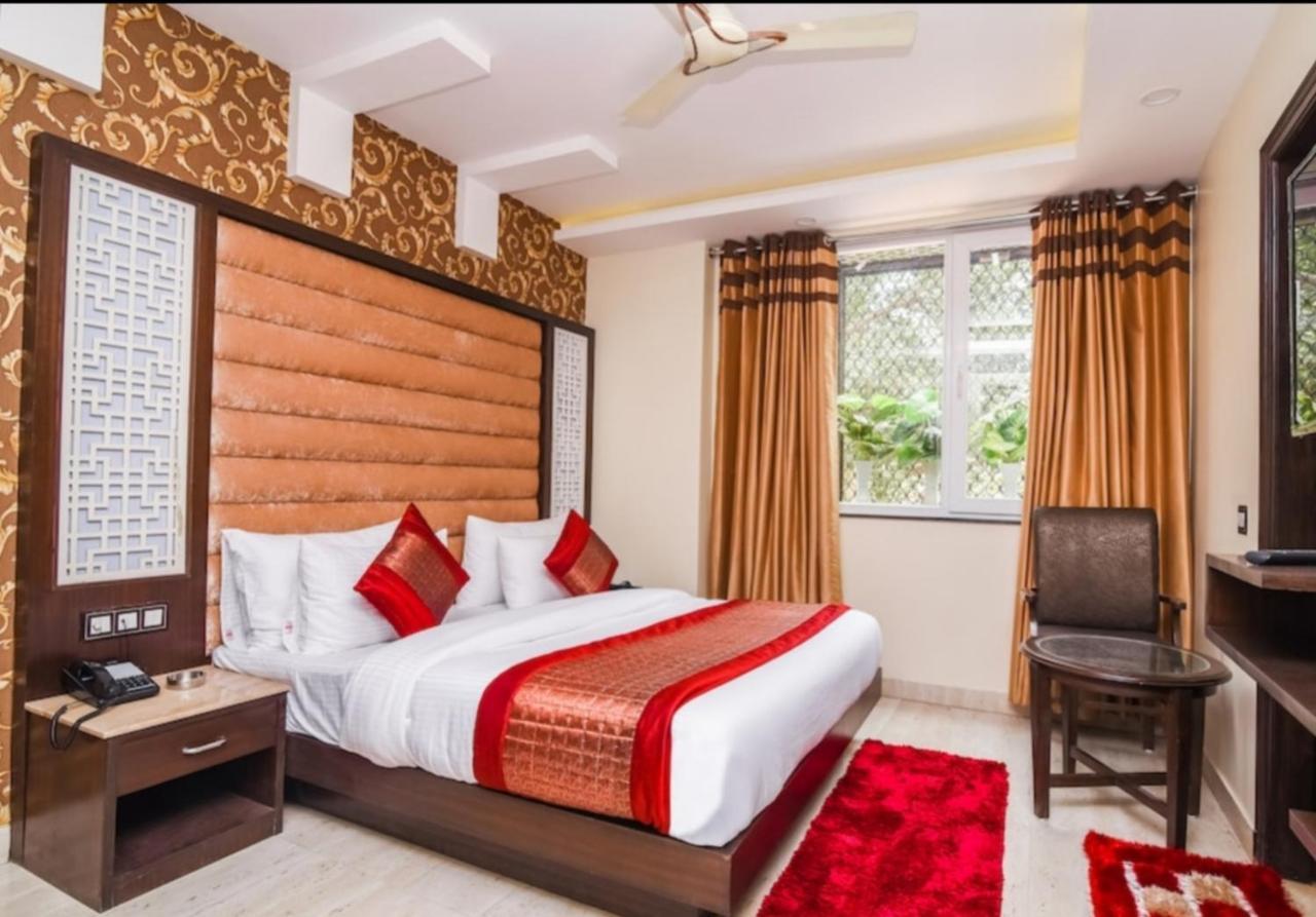 Deluxe Room,1075010593:JPEG