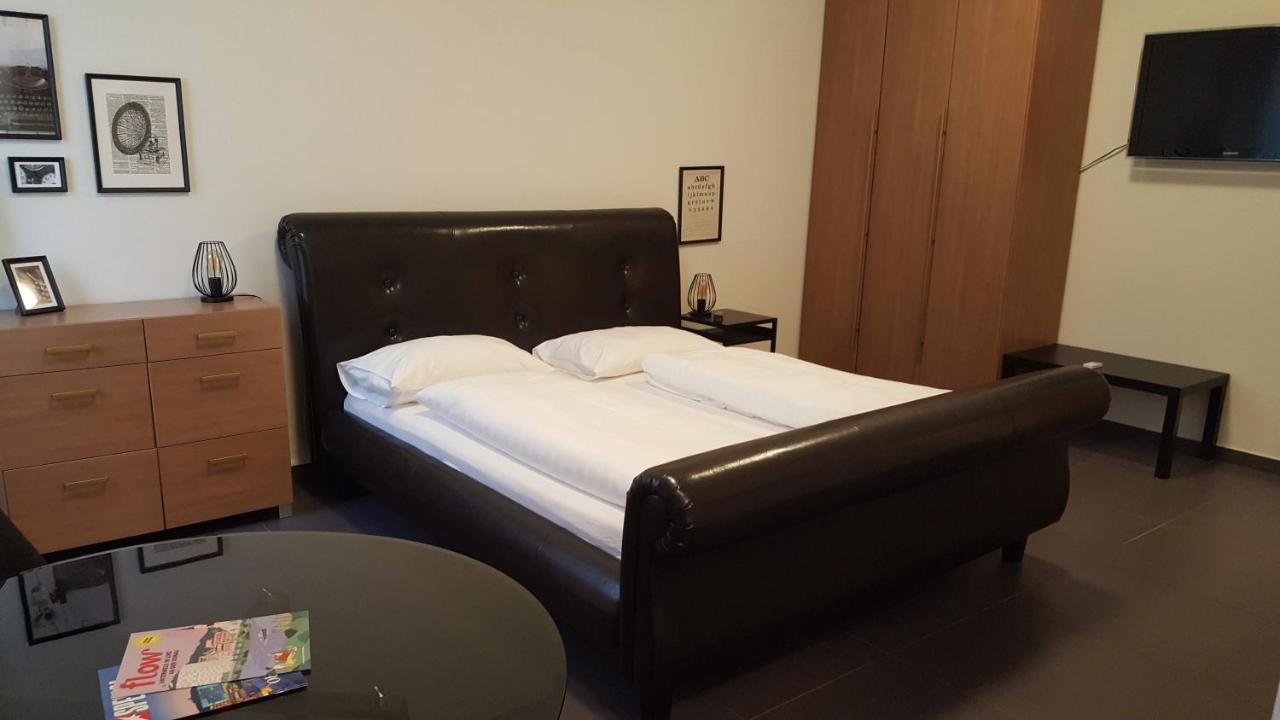Apartment,1032785135:JPEG