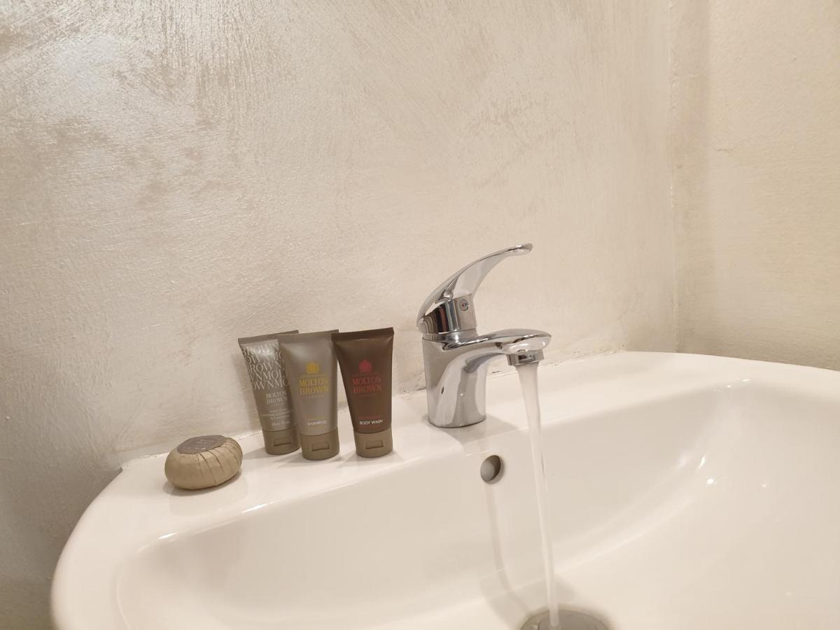 Double Room,1081309345:JPEG