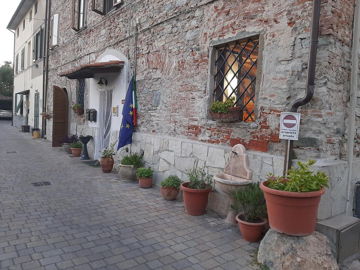 Dreibettzimmer mit eigenem externen Bad