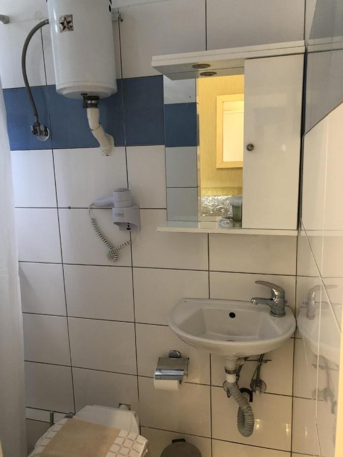 Budget Single Room Basement No Window,1273241938:JPEG
