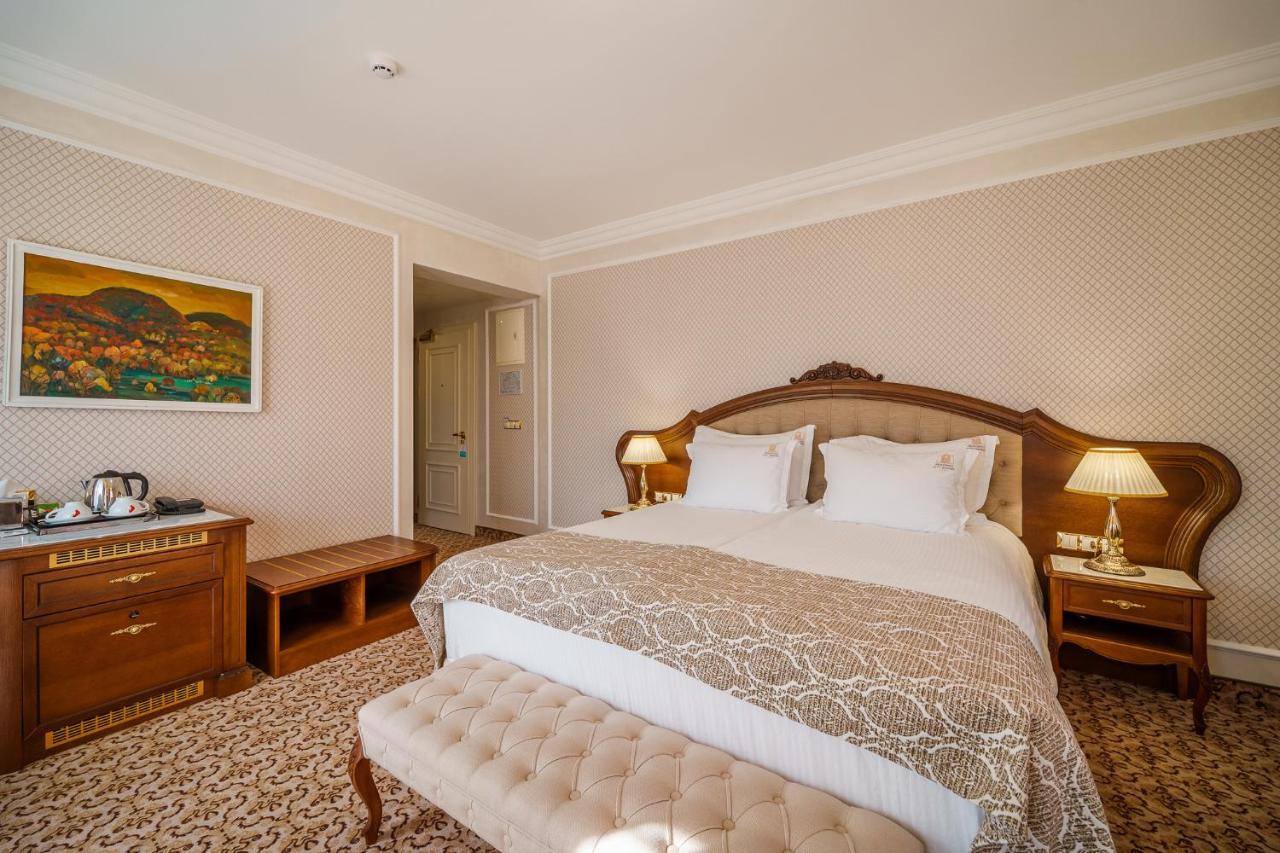 Deluxe Double Room Park View