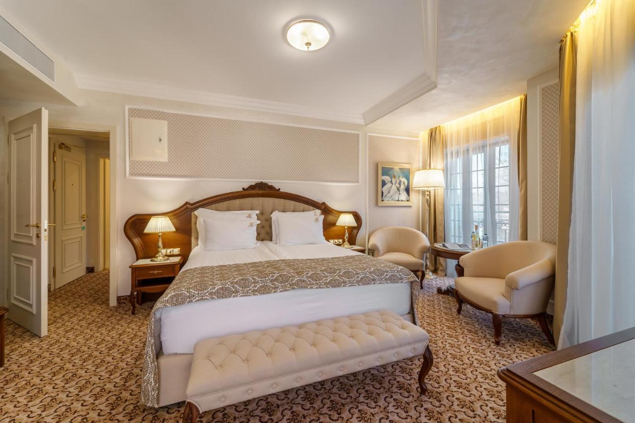 Deluxe Double Room Park View