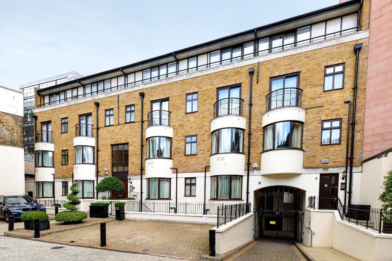 Luxury Two-Bedroom Apartment