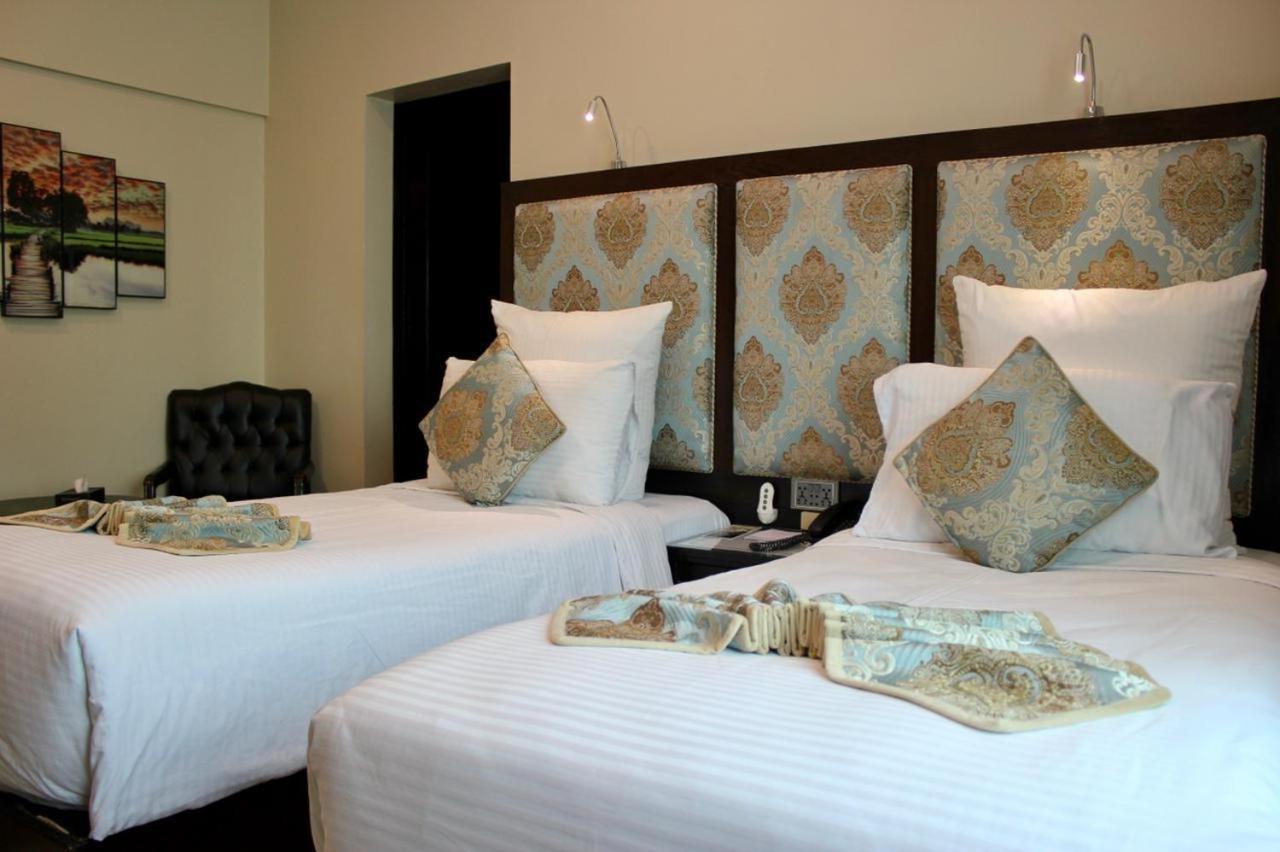 Deluxe Double or Twin Room