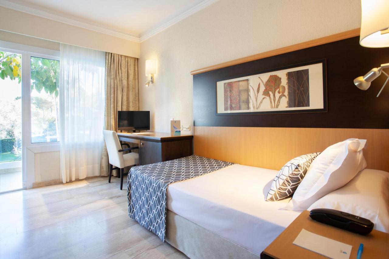 Superior Single Room,141355431:JPEG