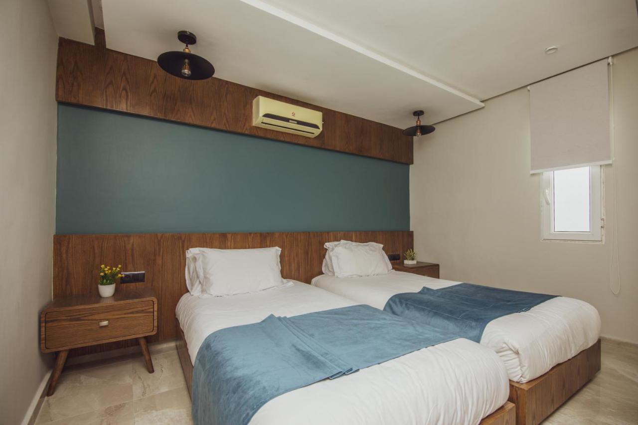 Senior Suite,1128744114:JPEG