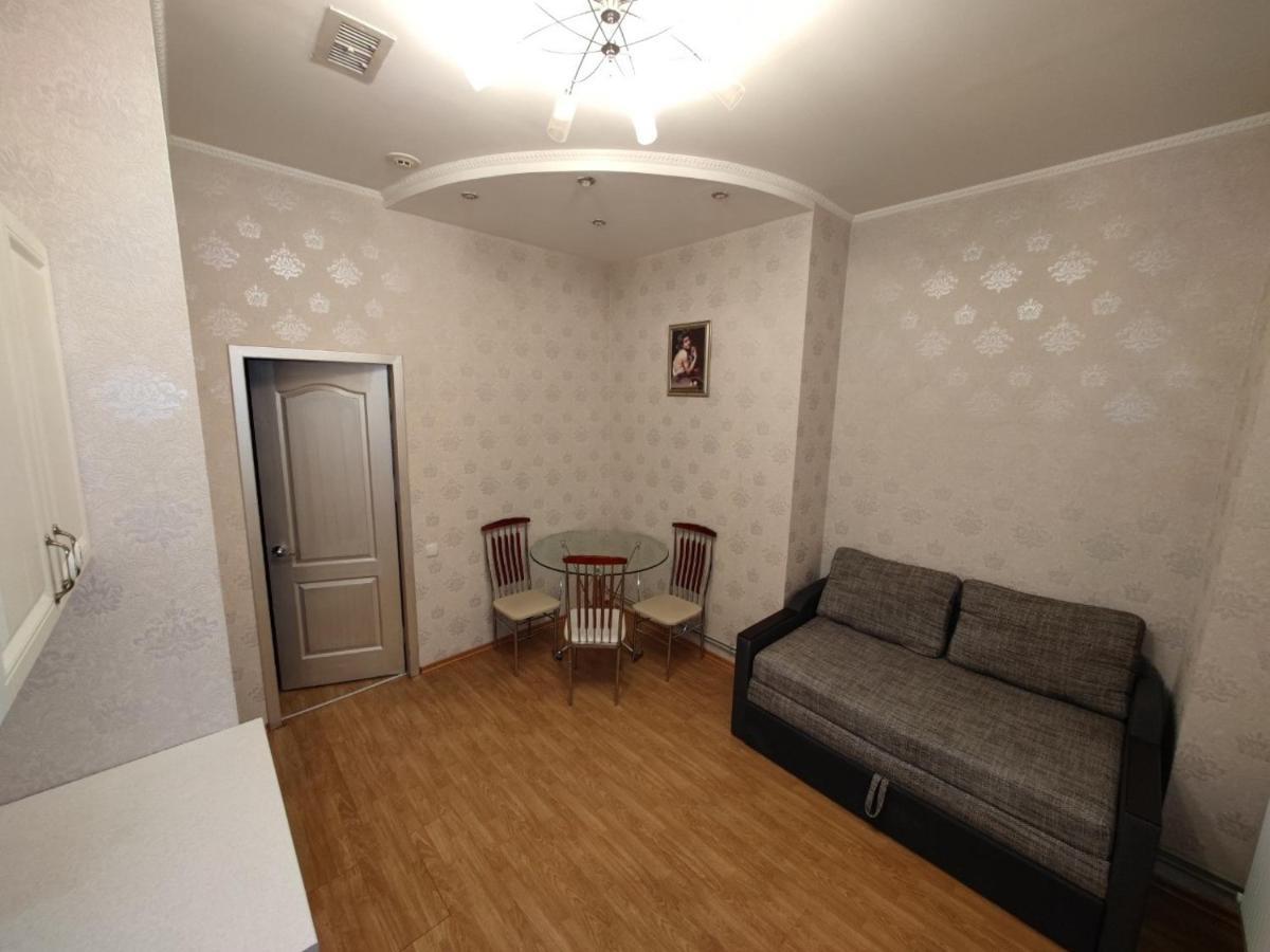 Family Room,1162556823:JPEG