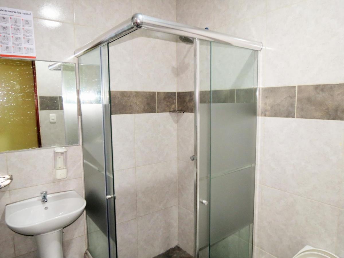 Standard Twin Room,1333181396:JPEG