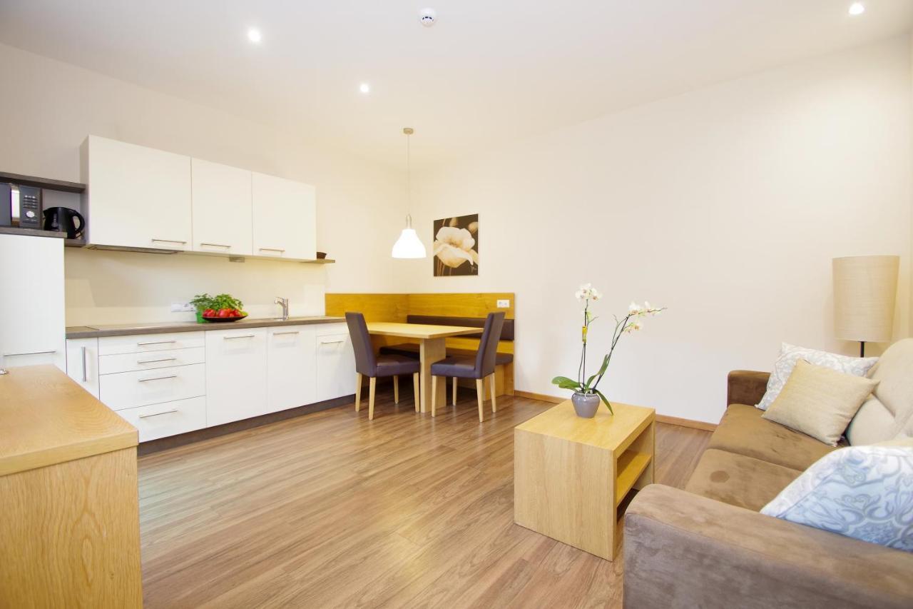 Two-Bedroom Apartment,452131353:JPEG