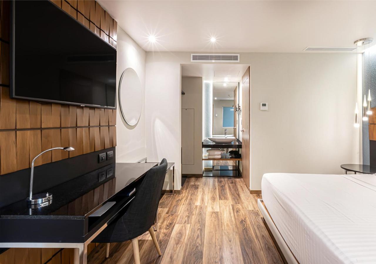 Executive King Room