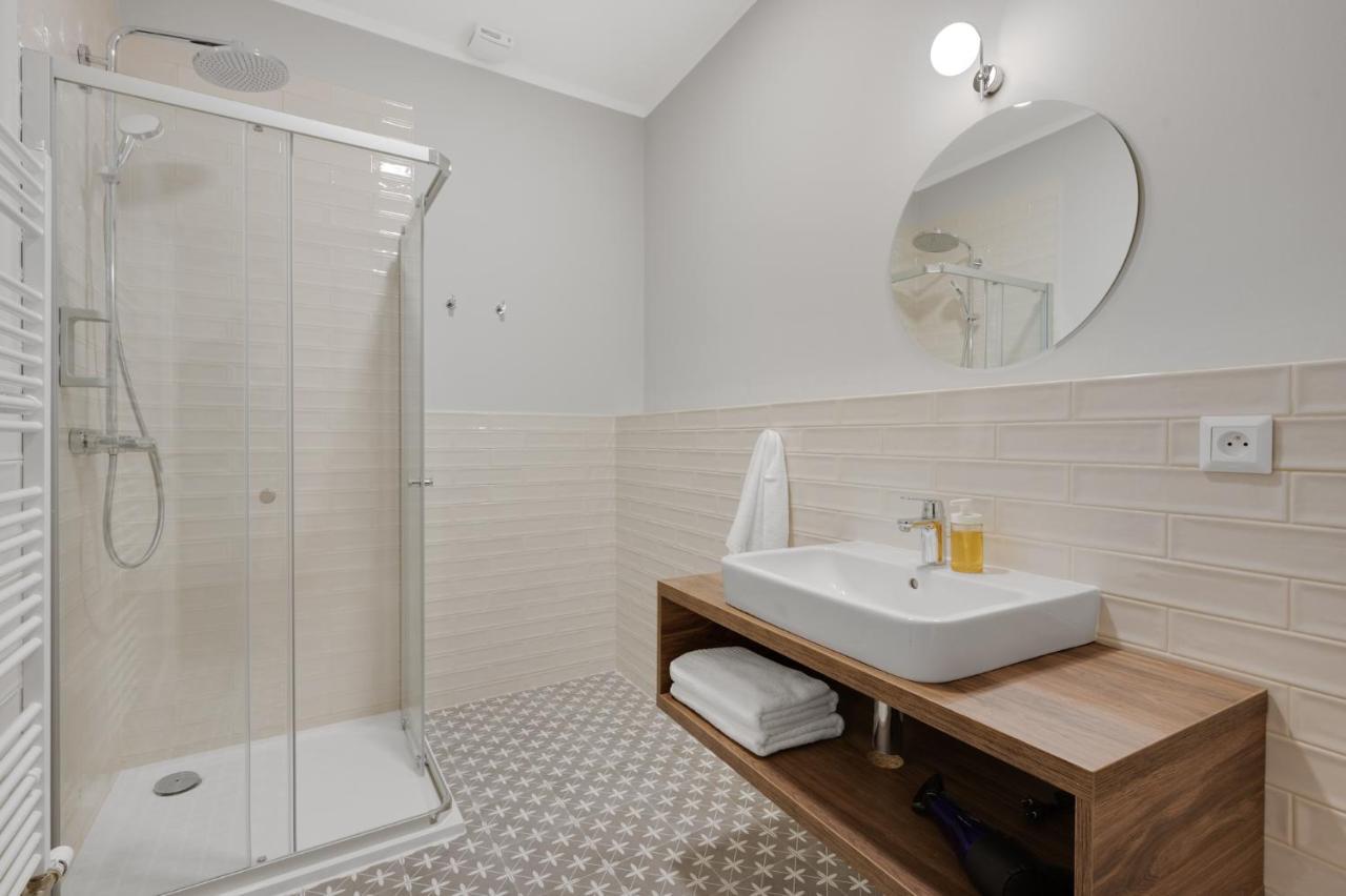 Standard Apartment 105