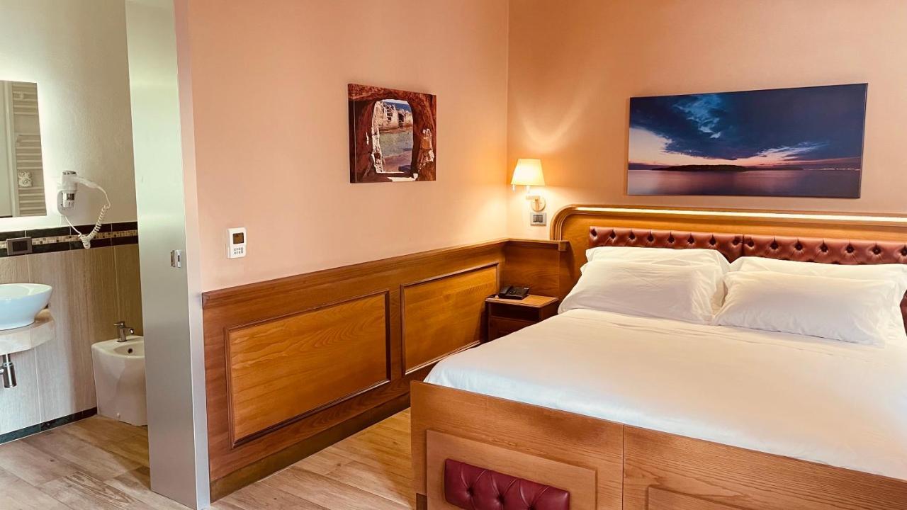Executive Double or Twin Room,1189397197:JPEG