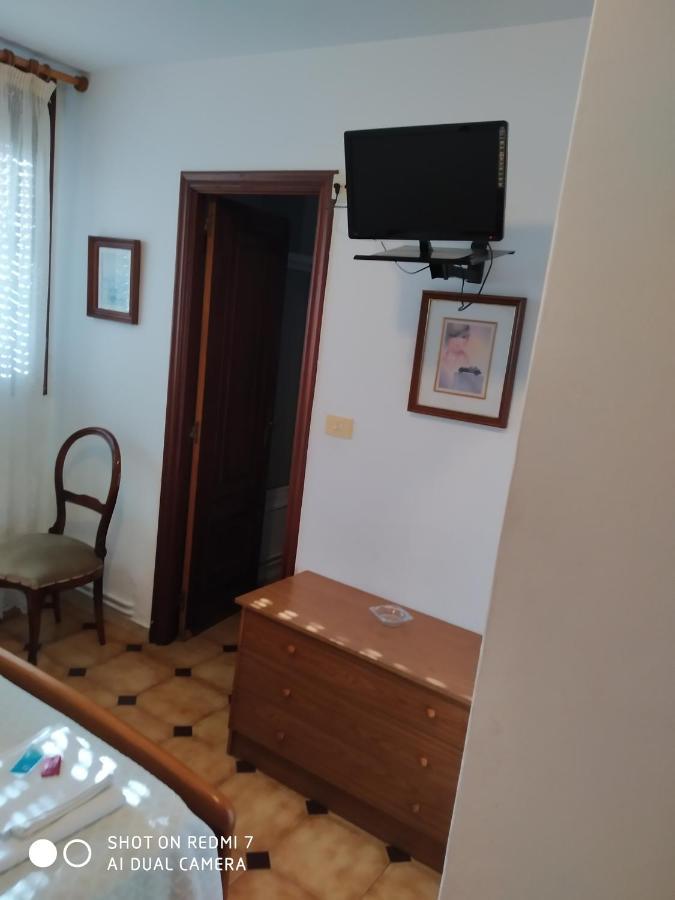 Triple Room,1202223829:JPEG