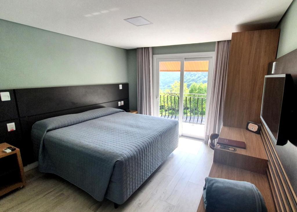 Deluxe Double Room Balcony,1193387338:JPEG