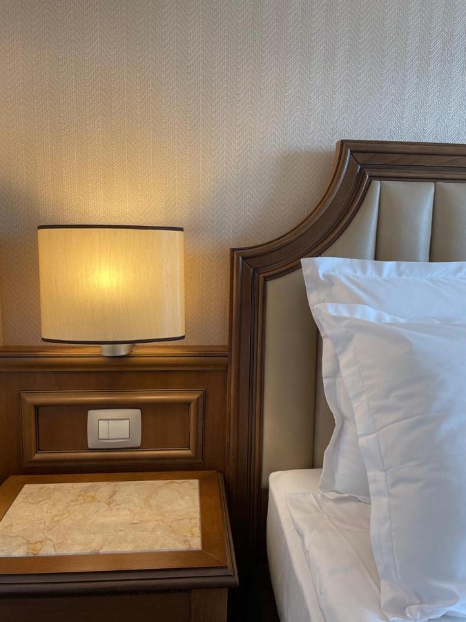 Premium King Room,1434204280:JPEG