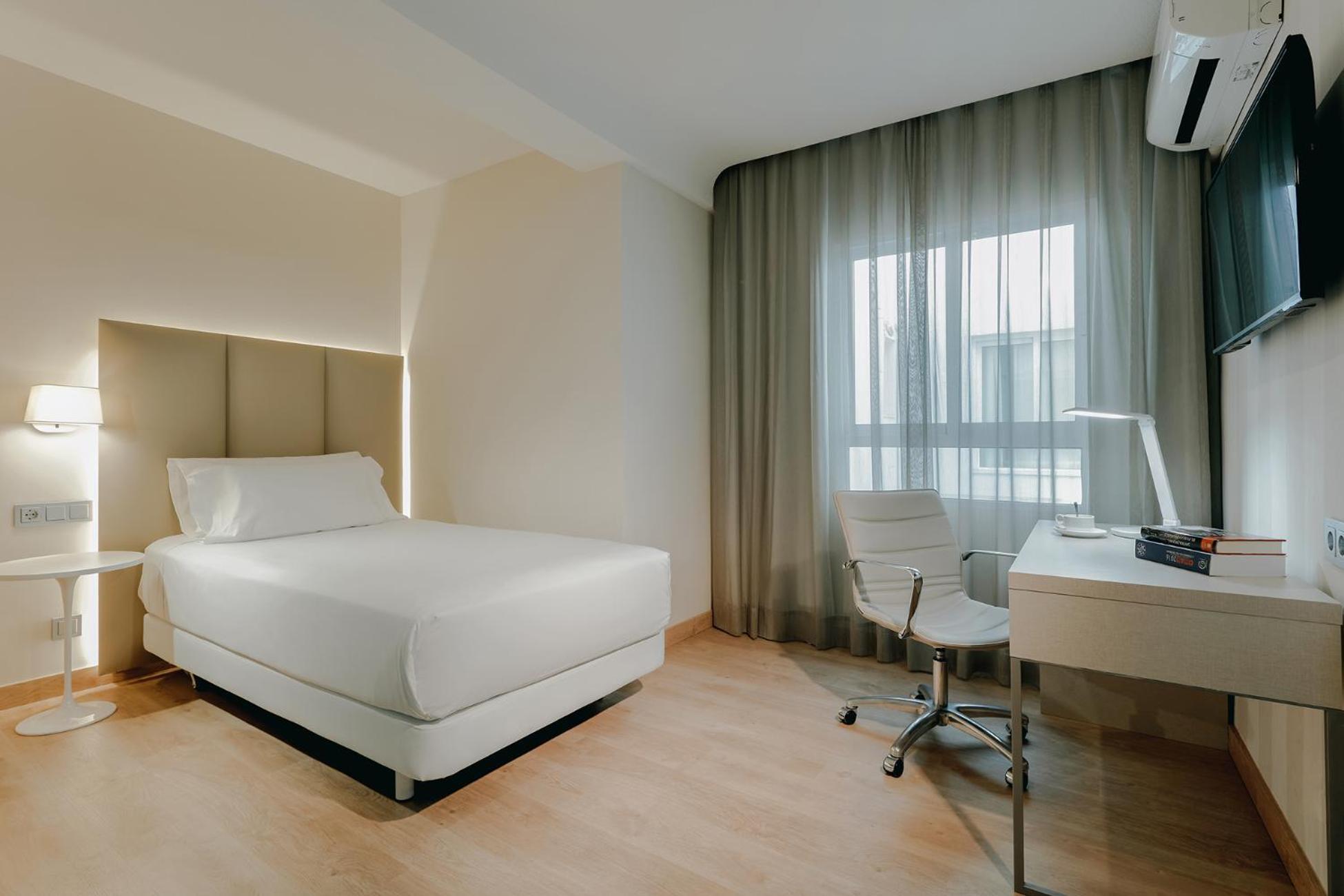 Standard Single Room,1646332094:JPEG
