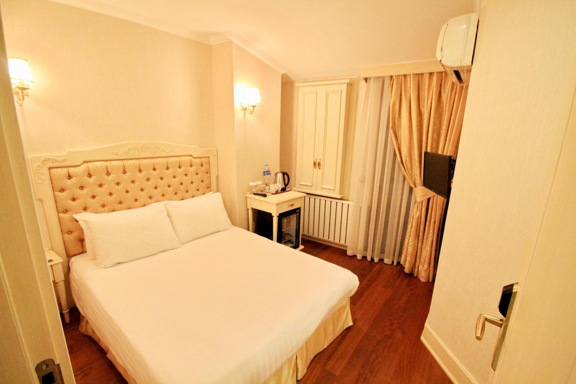 Standard Double or Twin Room,1274939965:JPEG