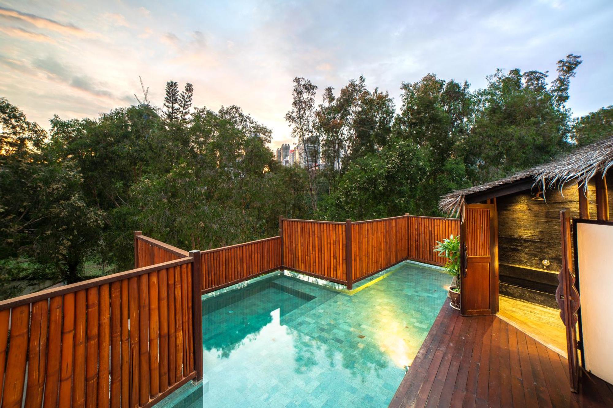 The Loft (with Living Room and Private Pool),1212916618:JPEG