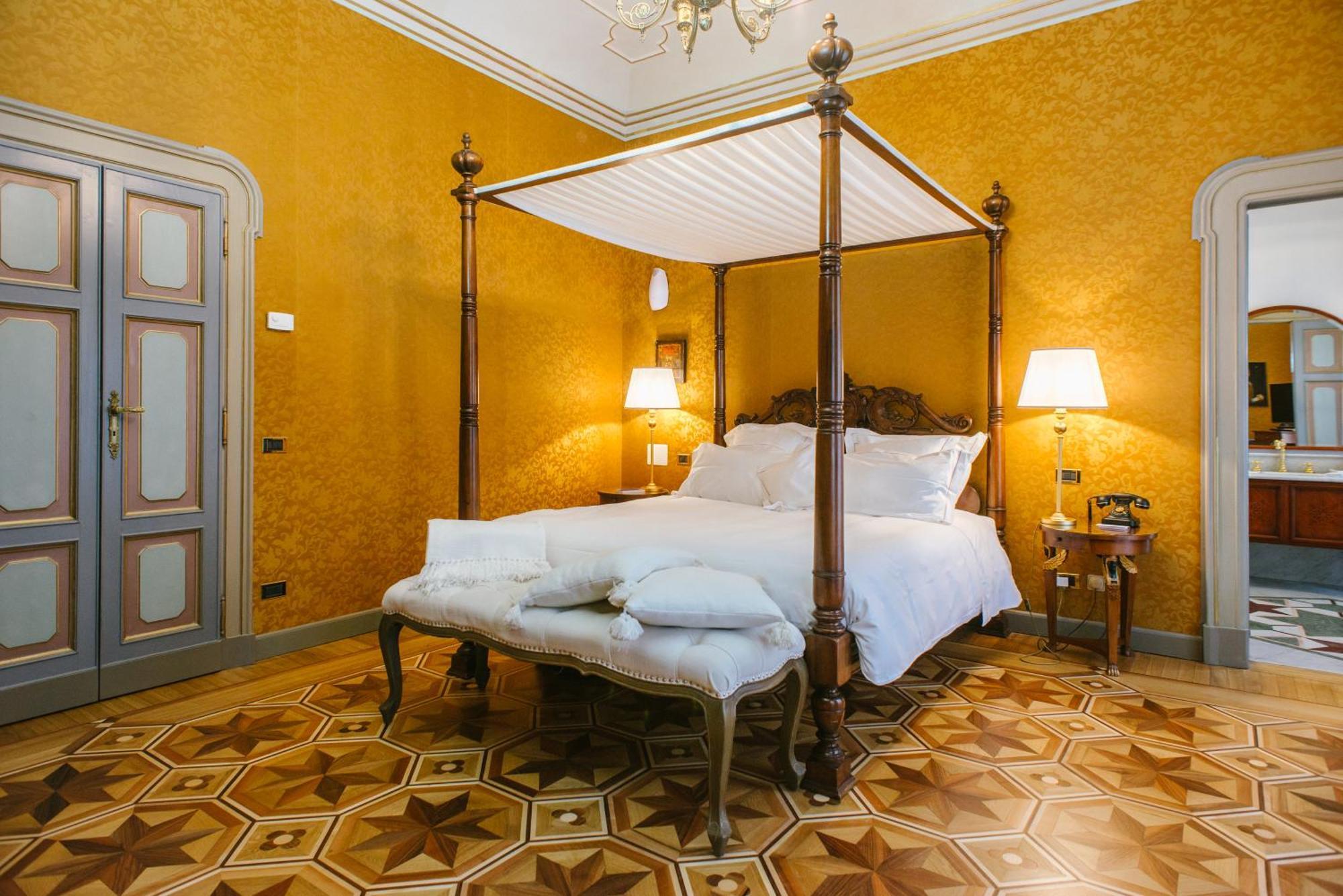 Deluxe Room,1216294831:JPEG