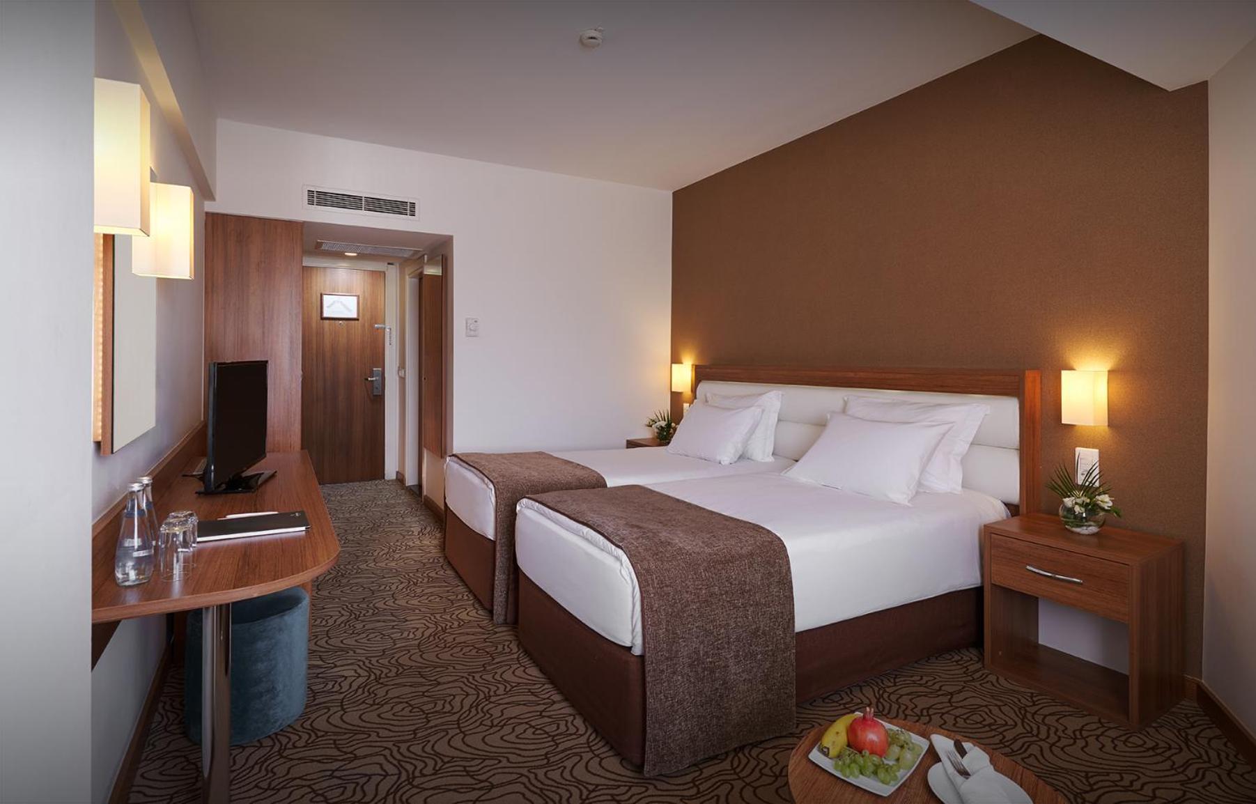Standard Double or Twin Room,1649899834:JPEG