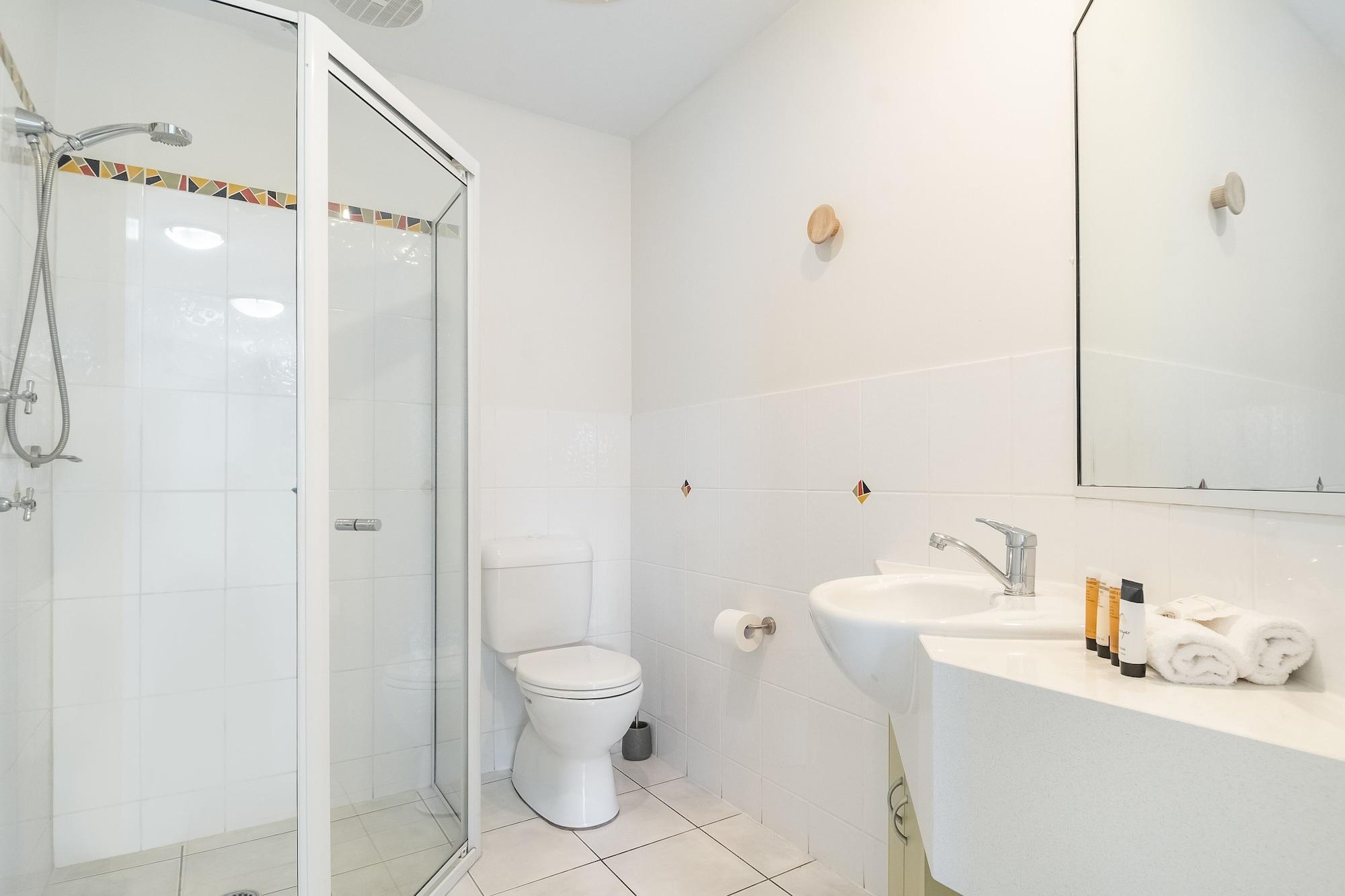 One-Bedroom Suite,1219863460:JPEG