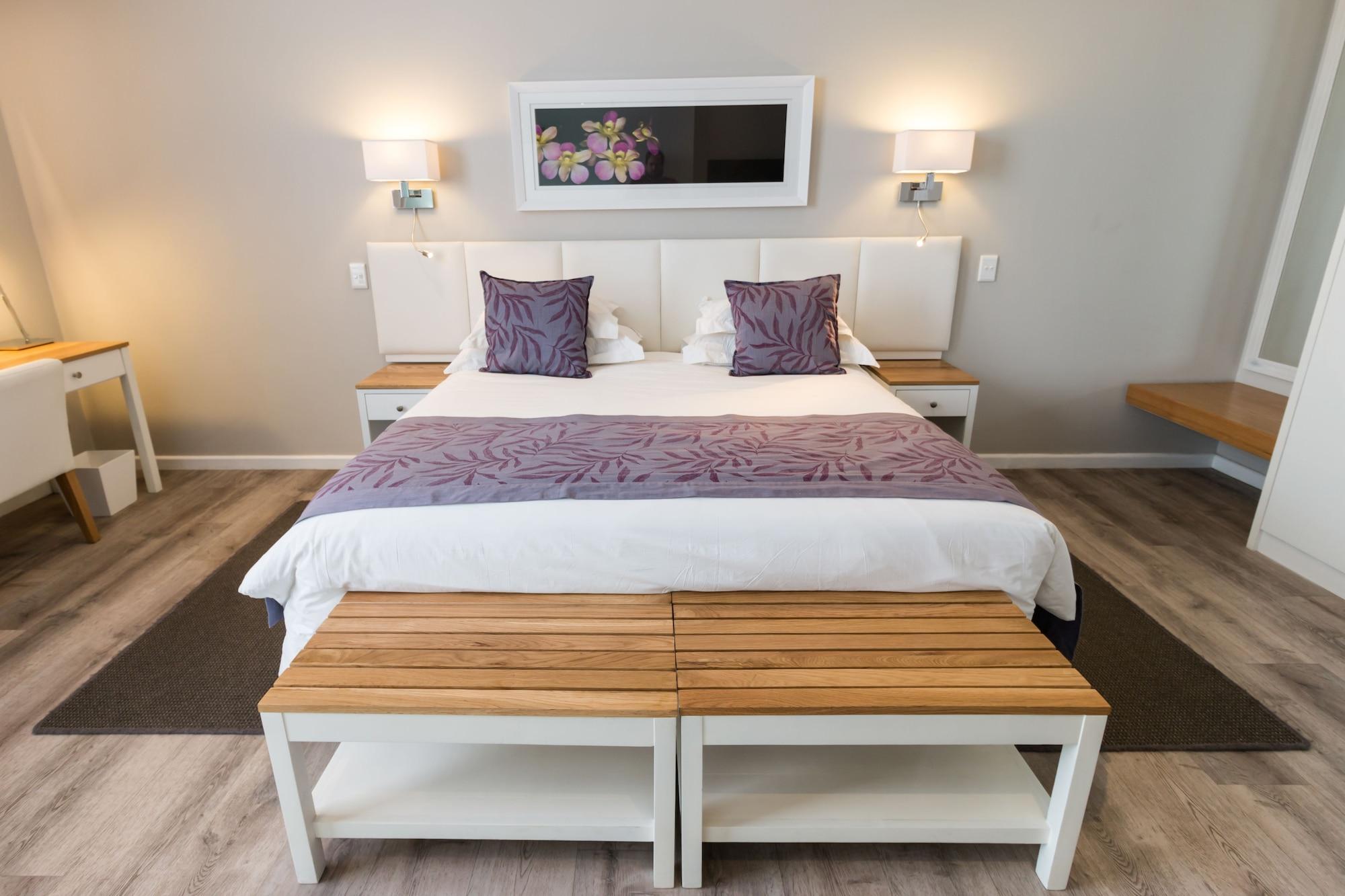 Doppel-/Zweibettzimmer mit Gartenblick