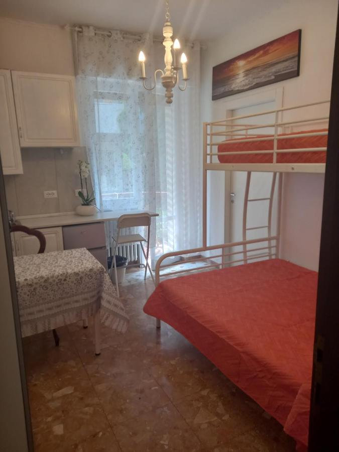 Budget Triple Room,1248438181:JPEG