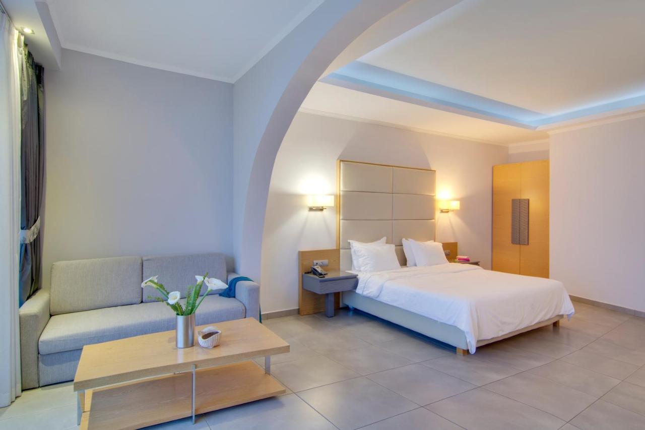Junior Suite with Balcony and Sea View,1234296914:JPEG