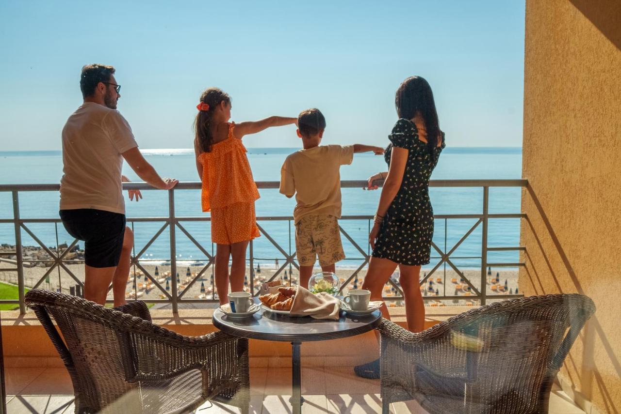 Family Room Sea View