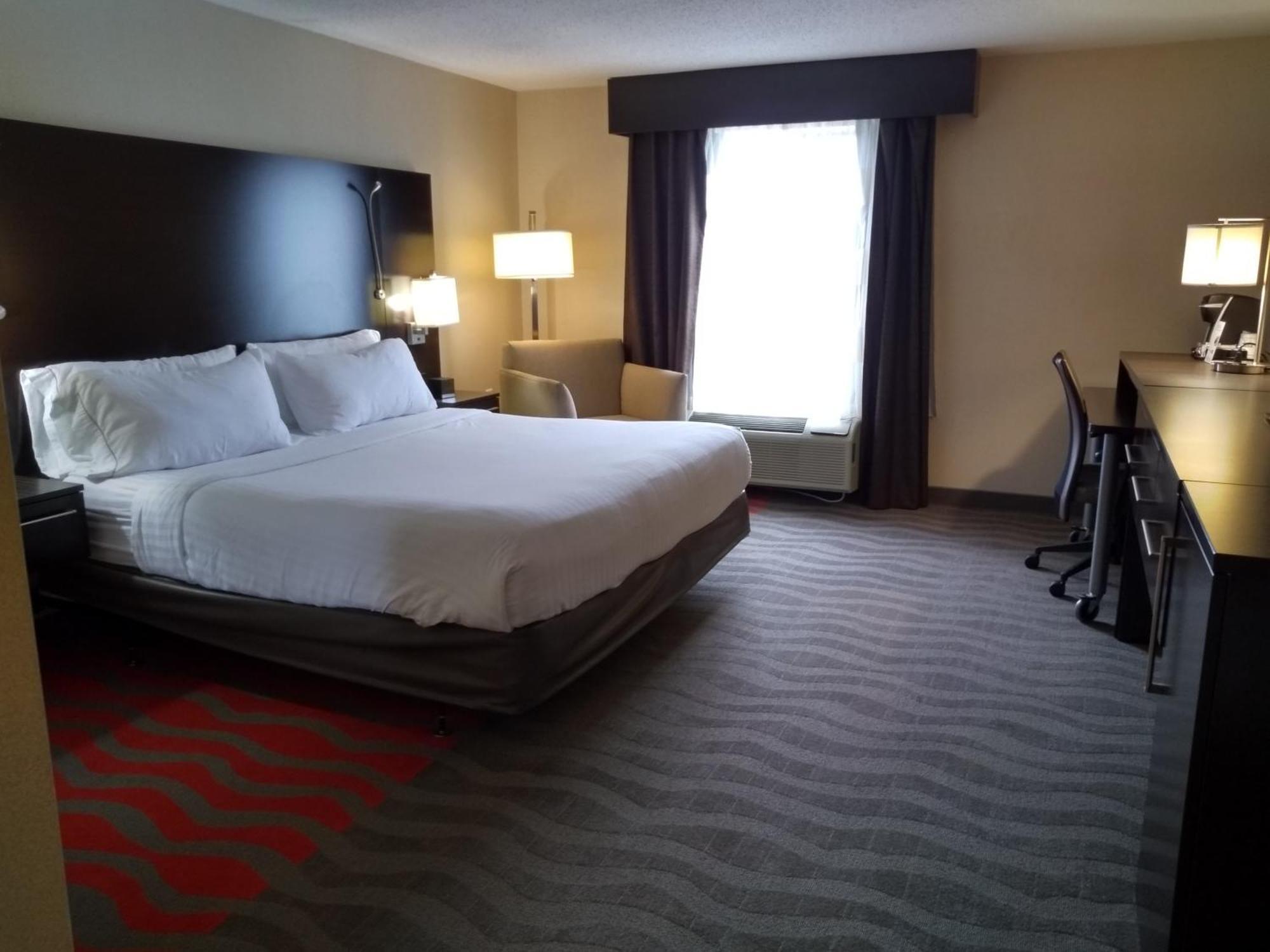 Standard King Room,1284325123:JPEG