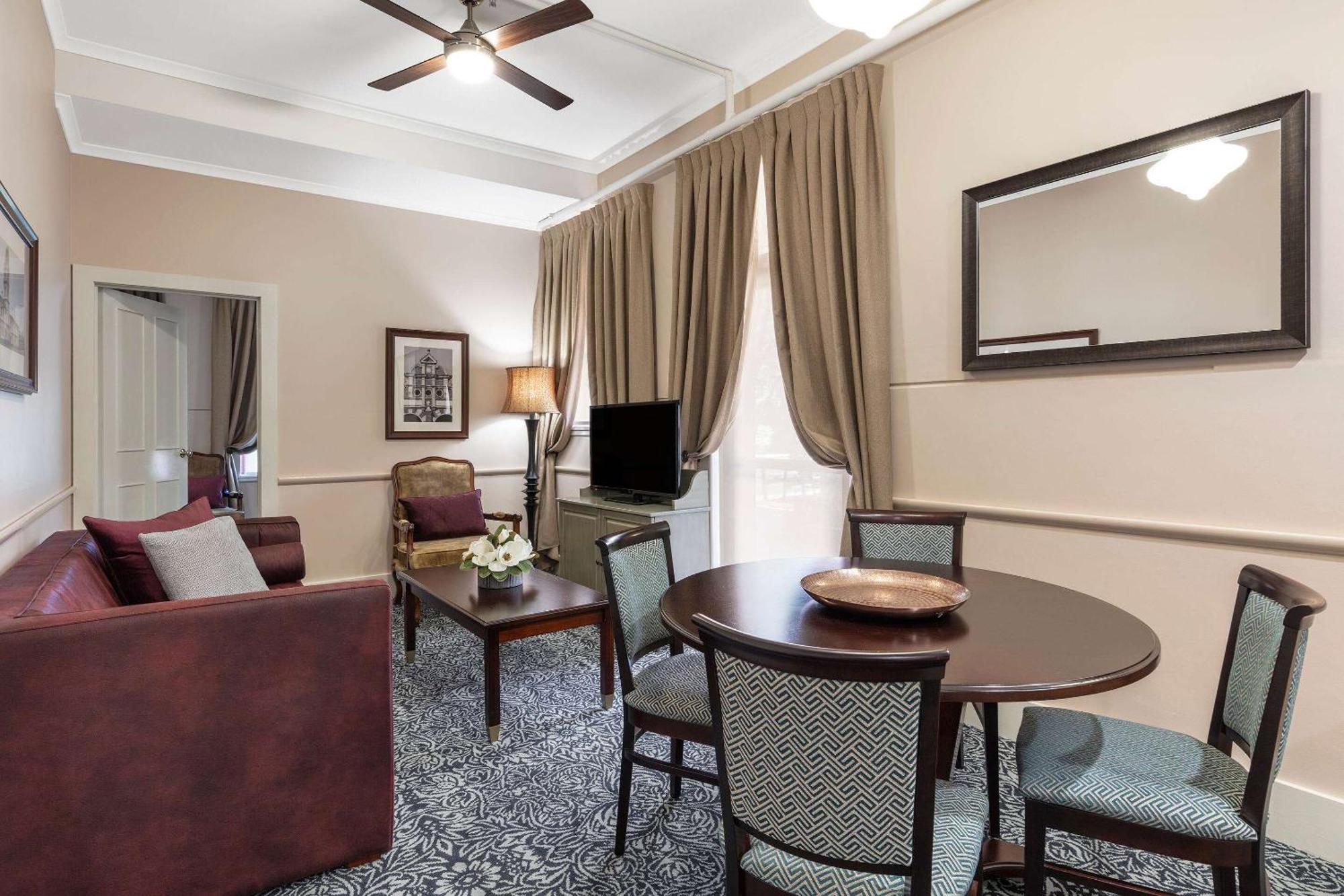 Two-Bedroom Apartment - Ground Floor,1284359449:JPEG