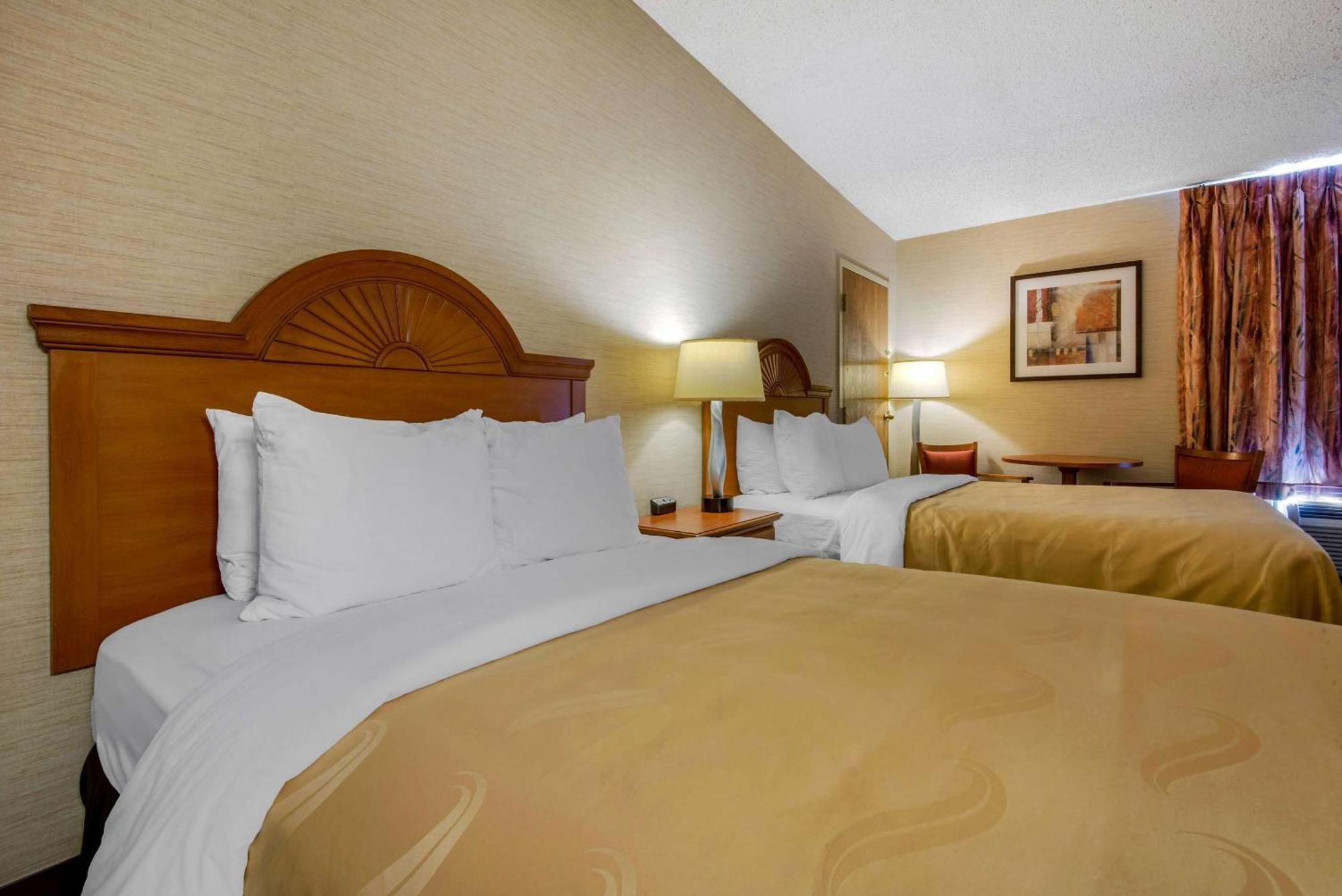 Deluxe Suite,1284489151:JPEG