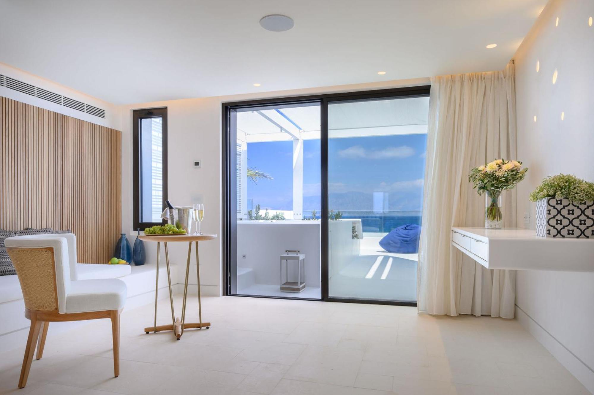 Junior Suite Sea View Outdoor Jacuzzi