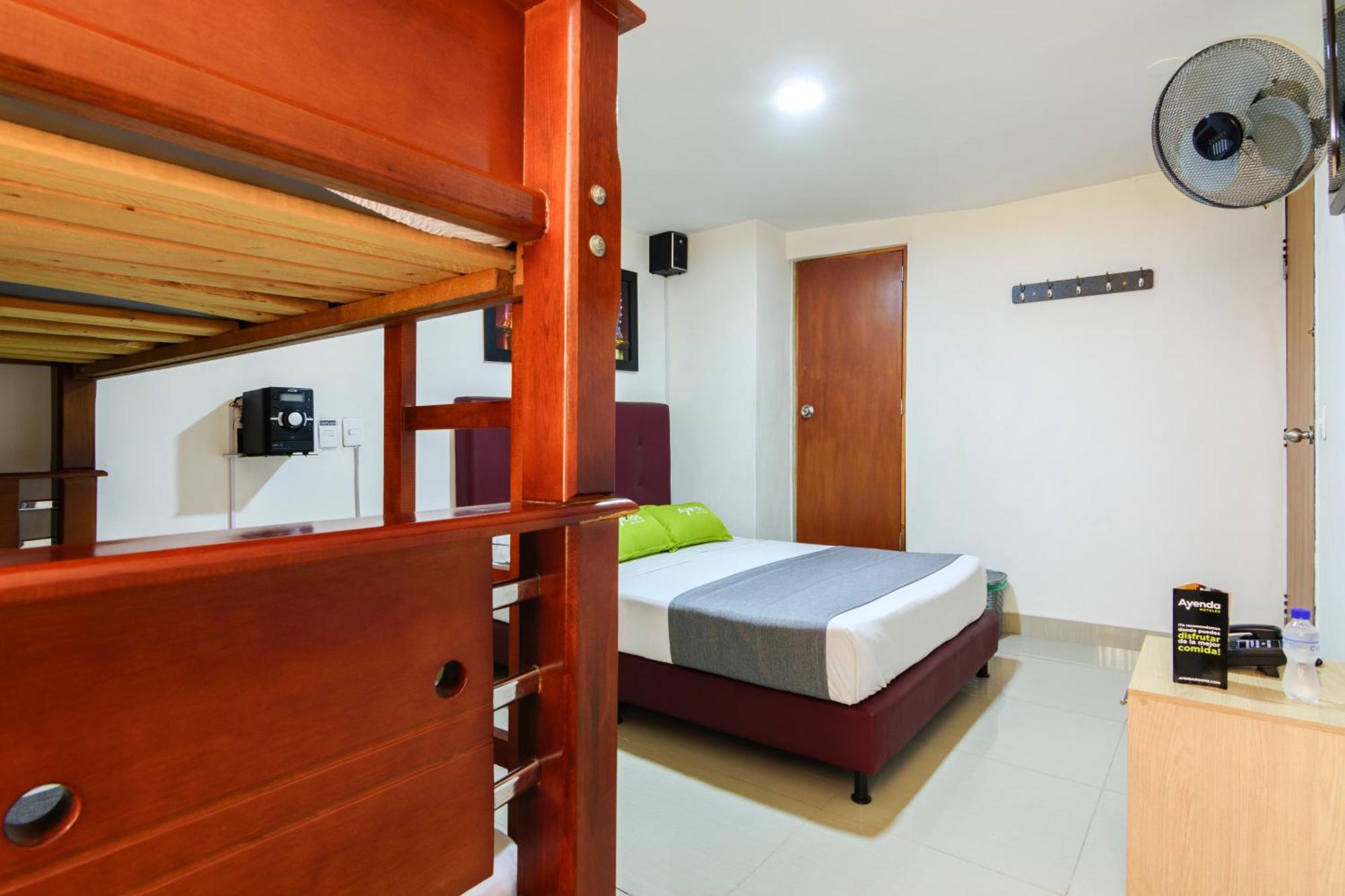 Standard Quadruple Room,1285287490:JPEG