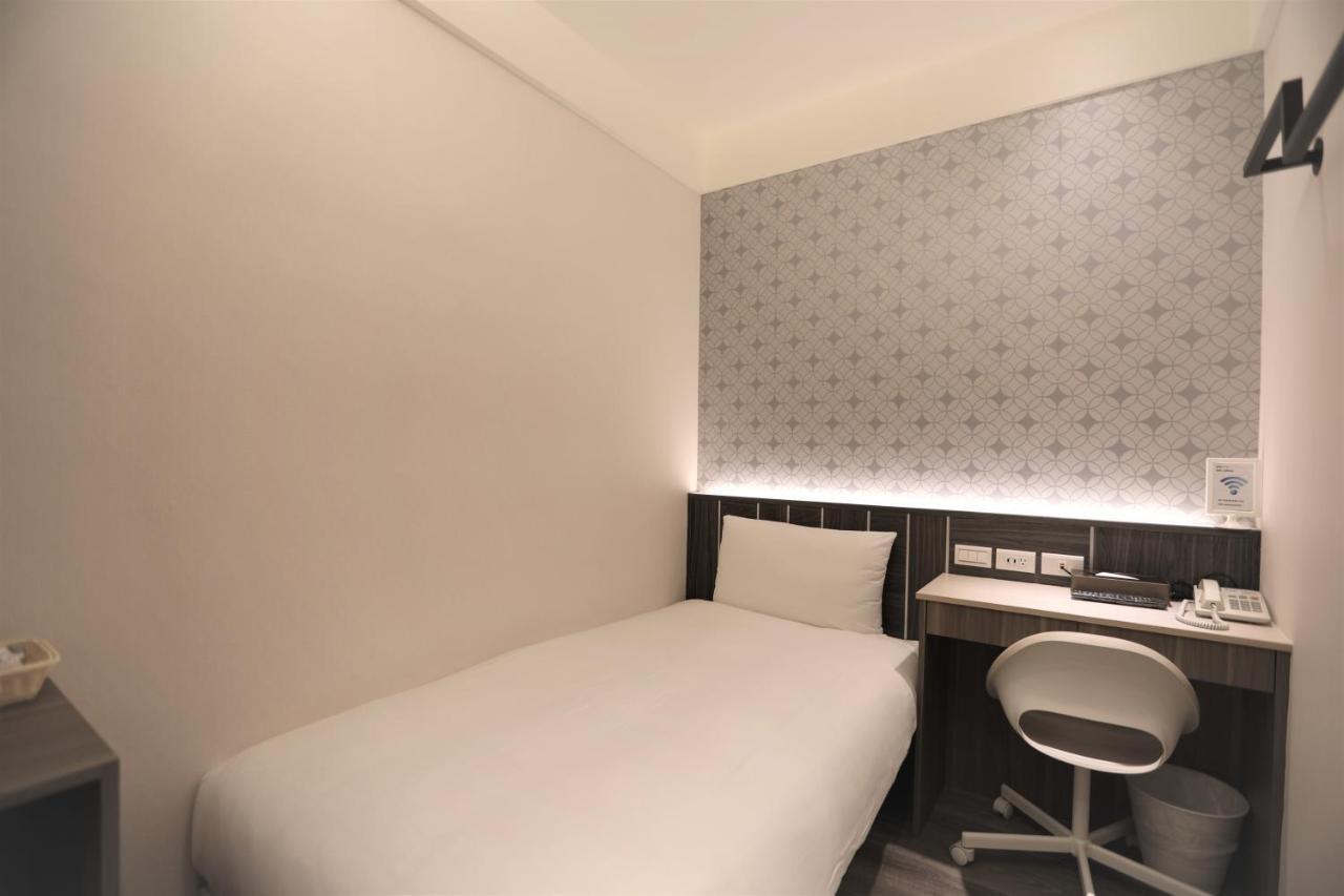 Standard Single Room No Window