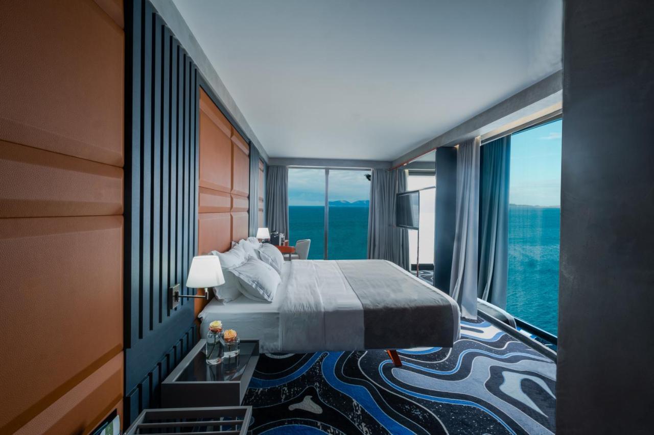 Deluxe Double Room with Balcony and Sea View