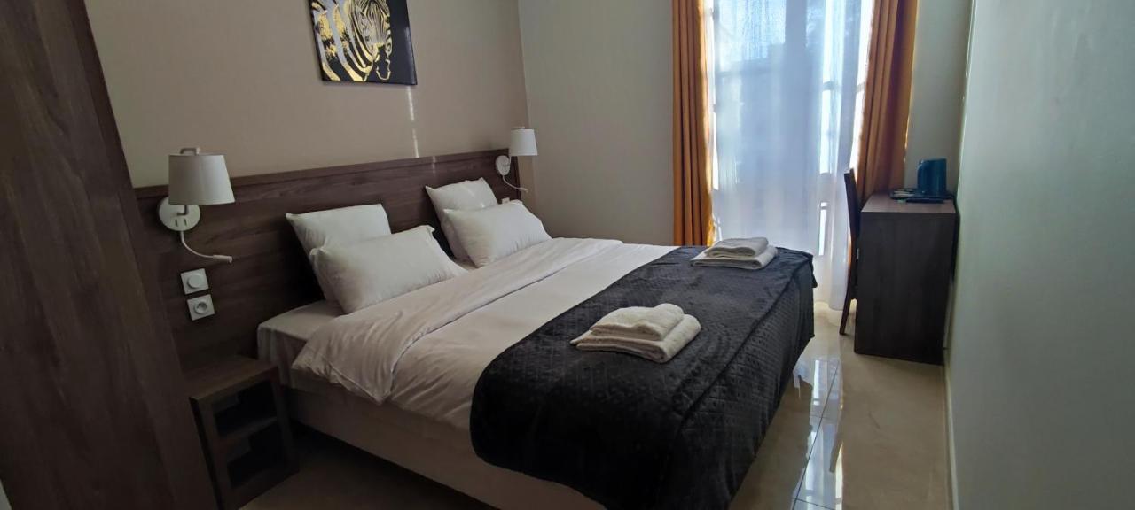 Double Room,1325976490:JPEG