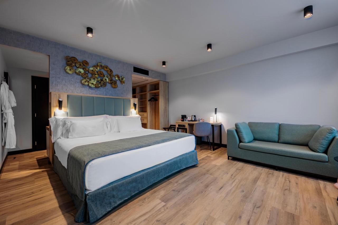 Junior Suite,912924217:JPEG