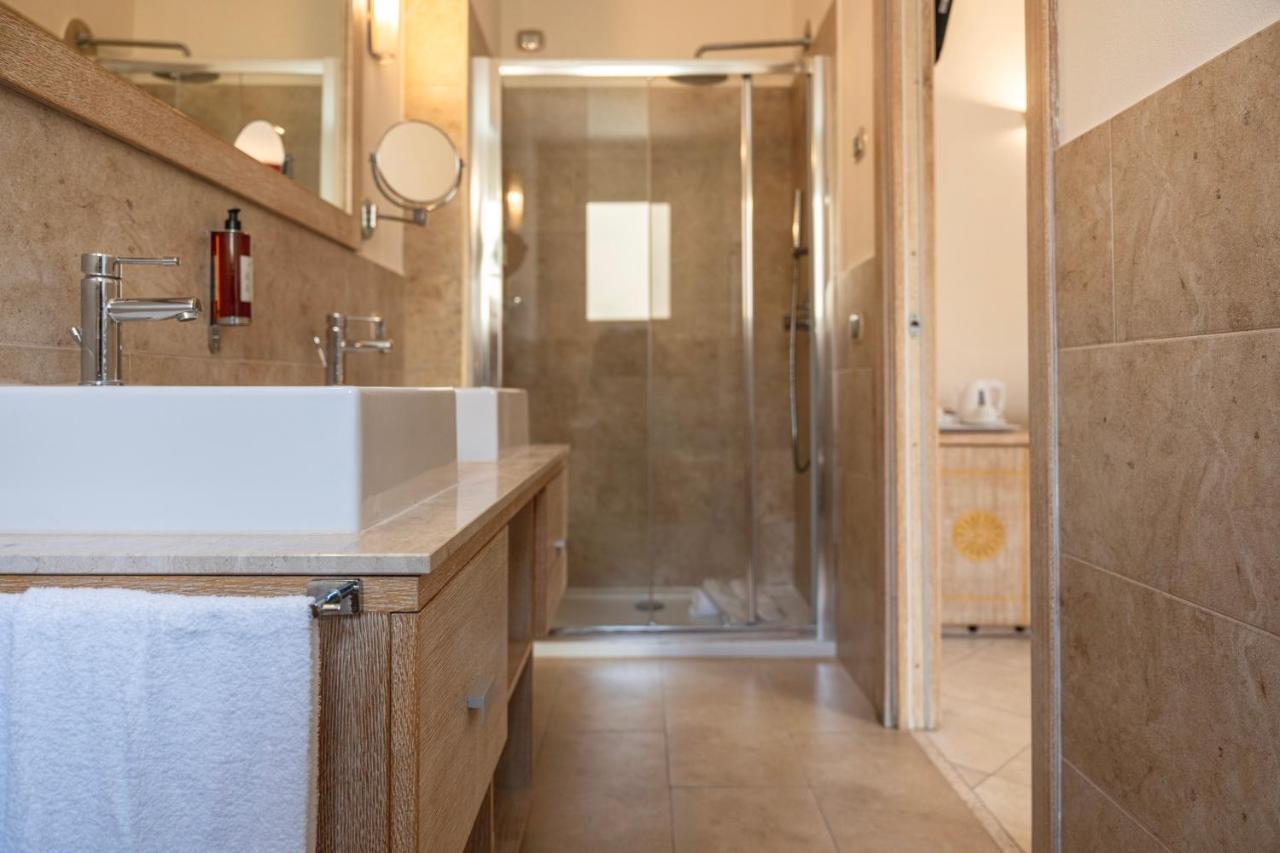 Triple Room,1583076179:JPEG