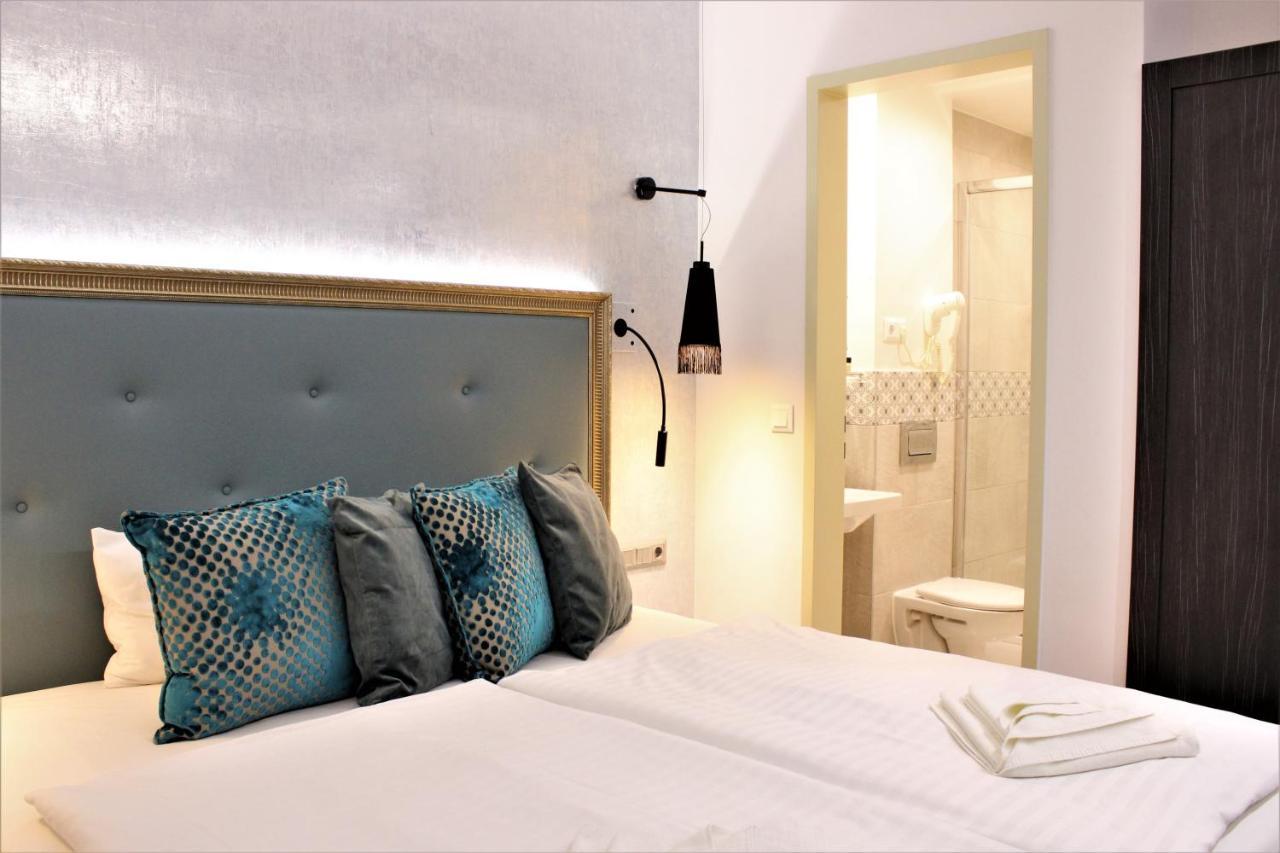Comfort Double Room no Window
