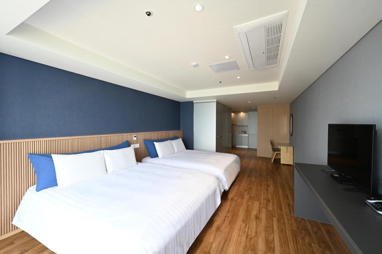 Deluxe Super Twin Room No View