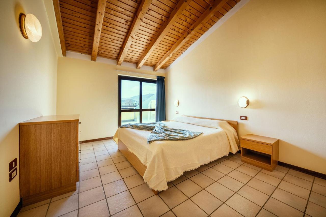 Two-Bedroom Apartment,1416067023:JPEG