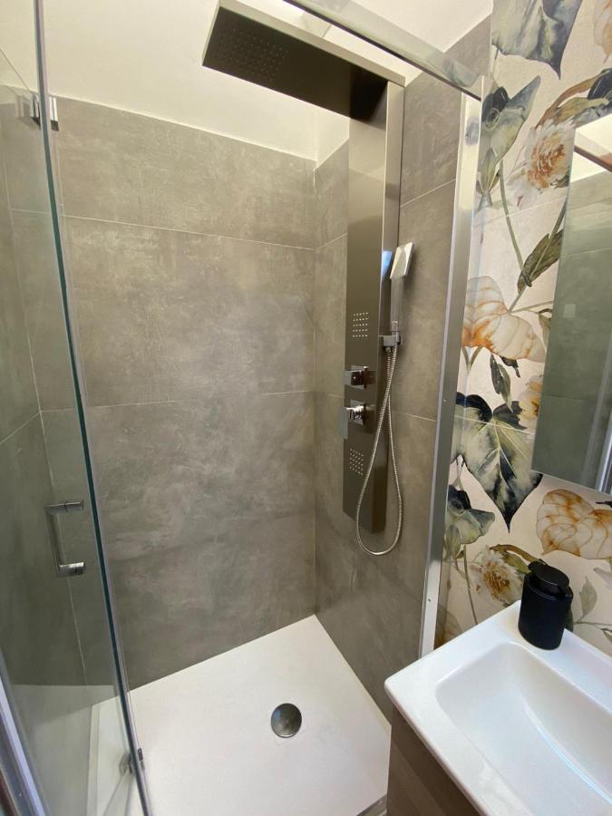 Standard Twin Room,1416398274:JPEG